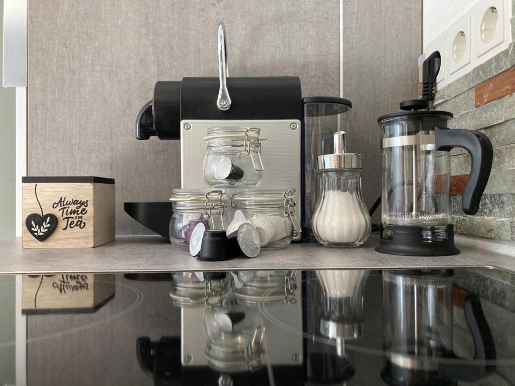 Living At Saarpartments -Adults Only- 2 Bedroom, Netflix - Business & Holiday Apartments For Long- And Short Term Stay, 3 Min To Train Station, Secure E-Bike Parking! Saarbrücken Exteriér fotografie